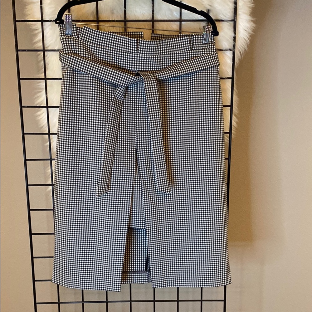 White House Black Market Black and White Gingham Pencil Skirt